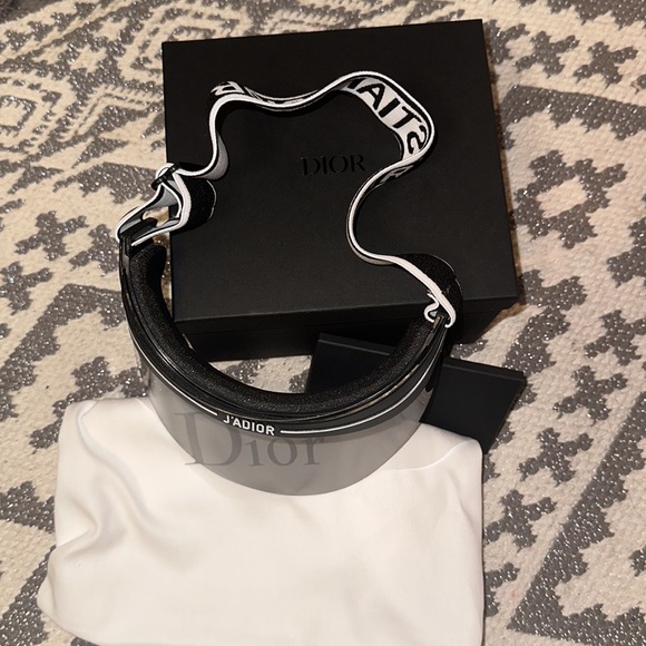 Dior Womens Club 1 Sun Visor J'ADIOR Logo Adjustable Black grey - Picture 2 of 7